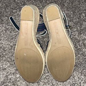 Navy Blue Tommy Hilfiger Women’s size 8